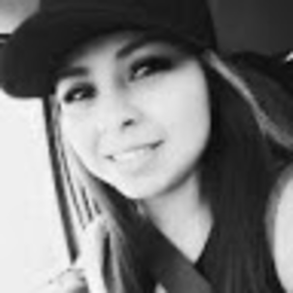 Meet your Posher, Llanely - Picture 1 of 1